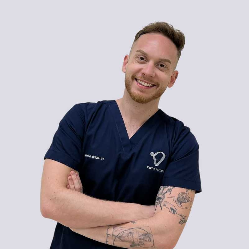 Photo of Verita Neuro Bangkok Physical Therapist - Denisz Kov&aacute;cs