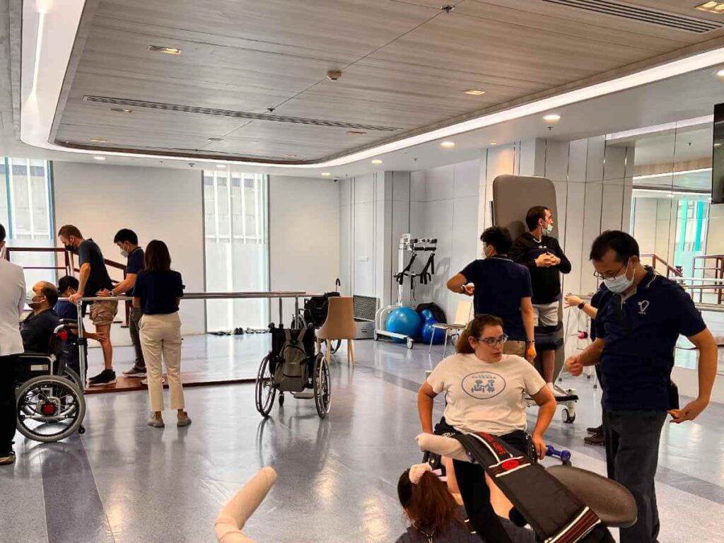 Verita Neuro - Blog - Image 1 - Spinal Cord Injury Physiotherapy - Link To Recovery Outcomes