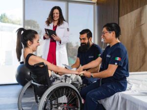 Verita Neuro - Mexico - Press Release - Header - Sitting patient has mapping